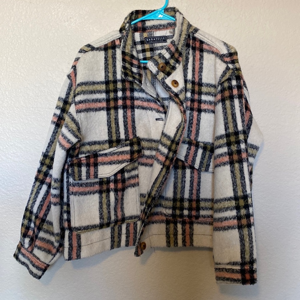 Plaid jacket slightly cropped size large